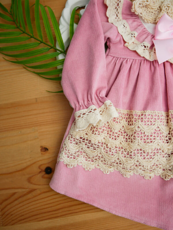 Vestido Premium com Renda - Image 9