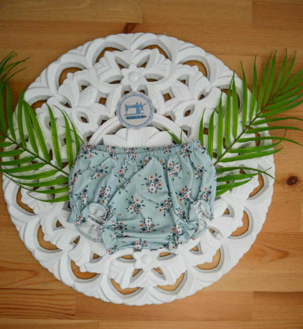 Vestido Premium com Florinhas - Image 15
