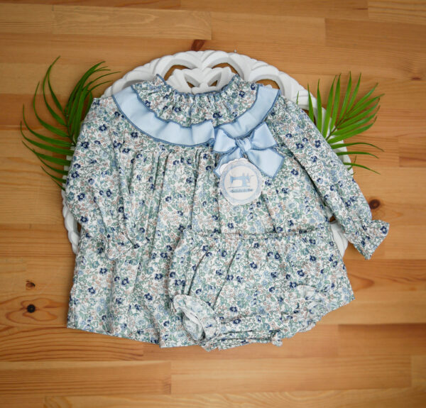 Vestido Premium com Florinhas - Image 13