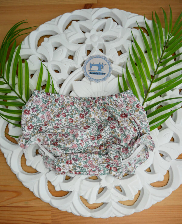 Vestido Premium com Florinhas - Image 10