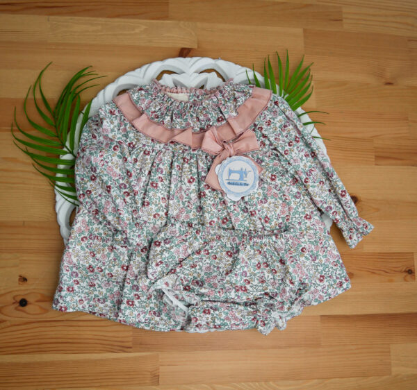 Vestido Premium com Florinhas - Image 8
