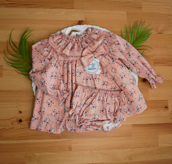 Vestido com Florinhas