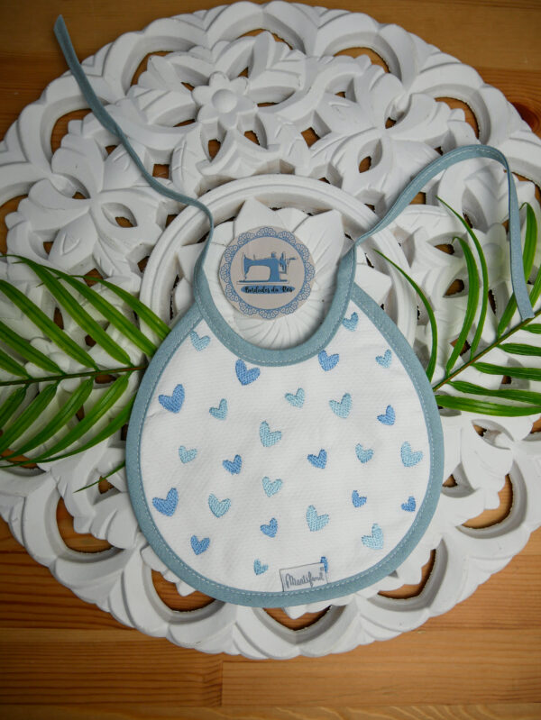 Babete Corações - Image 15