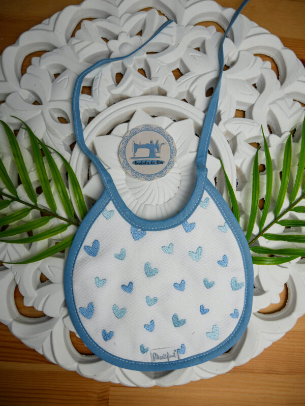 Babete Corações - Image 11