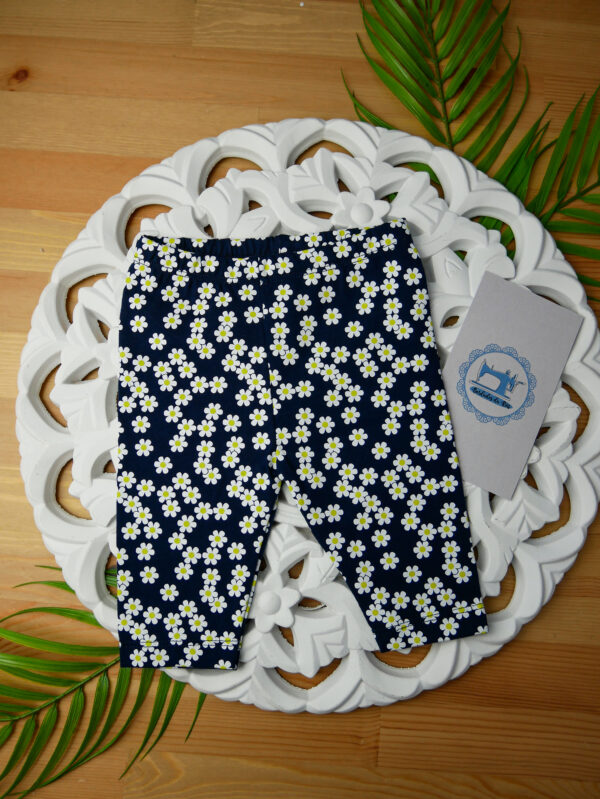Conjunto de t-shirt e leggins - Image 3