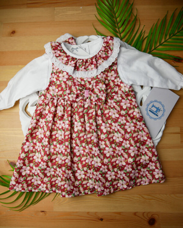 Vestido Flores com Blusa de Manga comprida