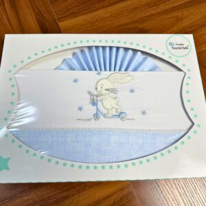 Jogo de Bebé de Algodão - Coelhinho na Trotinete