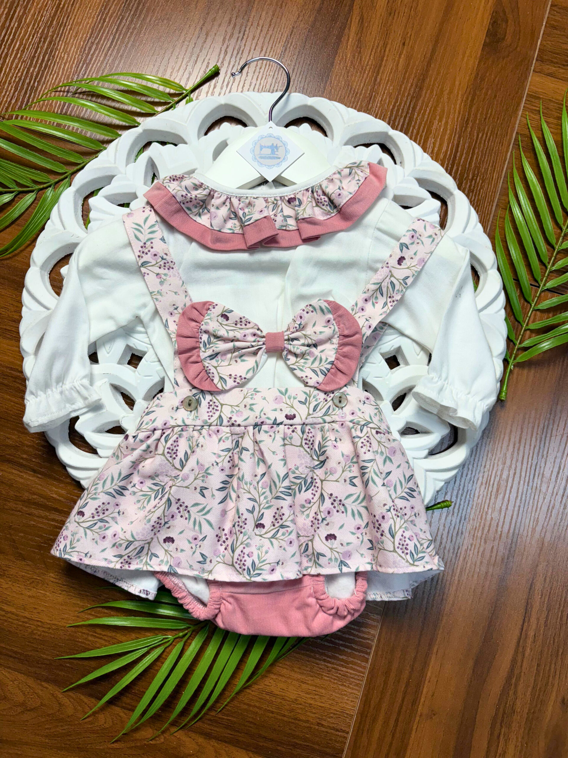 Fofo com Suspensórios para Bebé