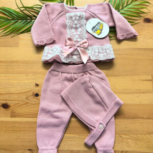 Conjunto de Malha com renda de menina