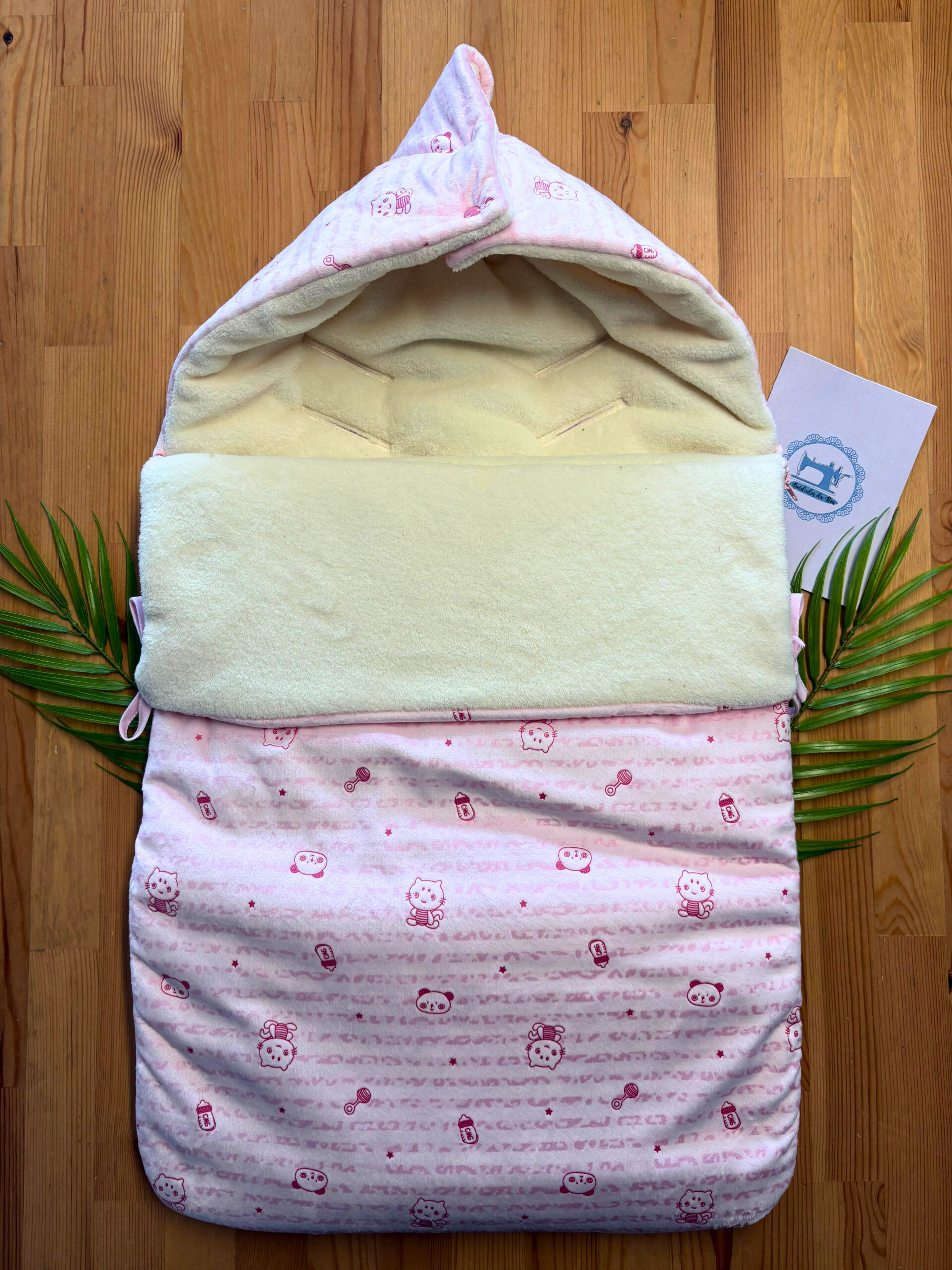 Saco de Ovo de Bebé Gatinhos e Pandas