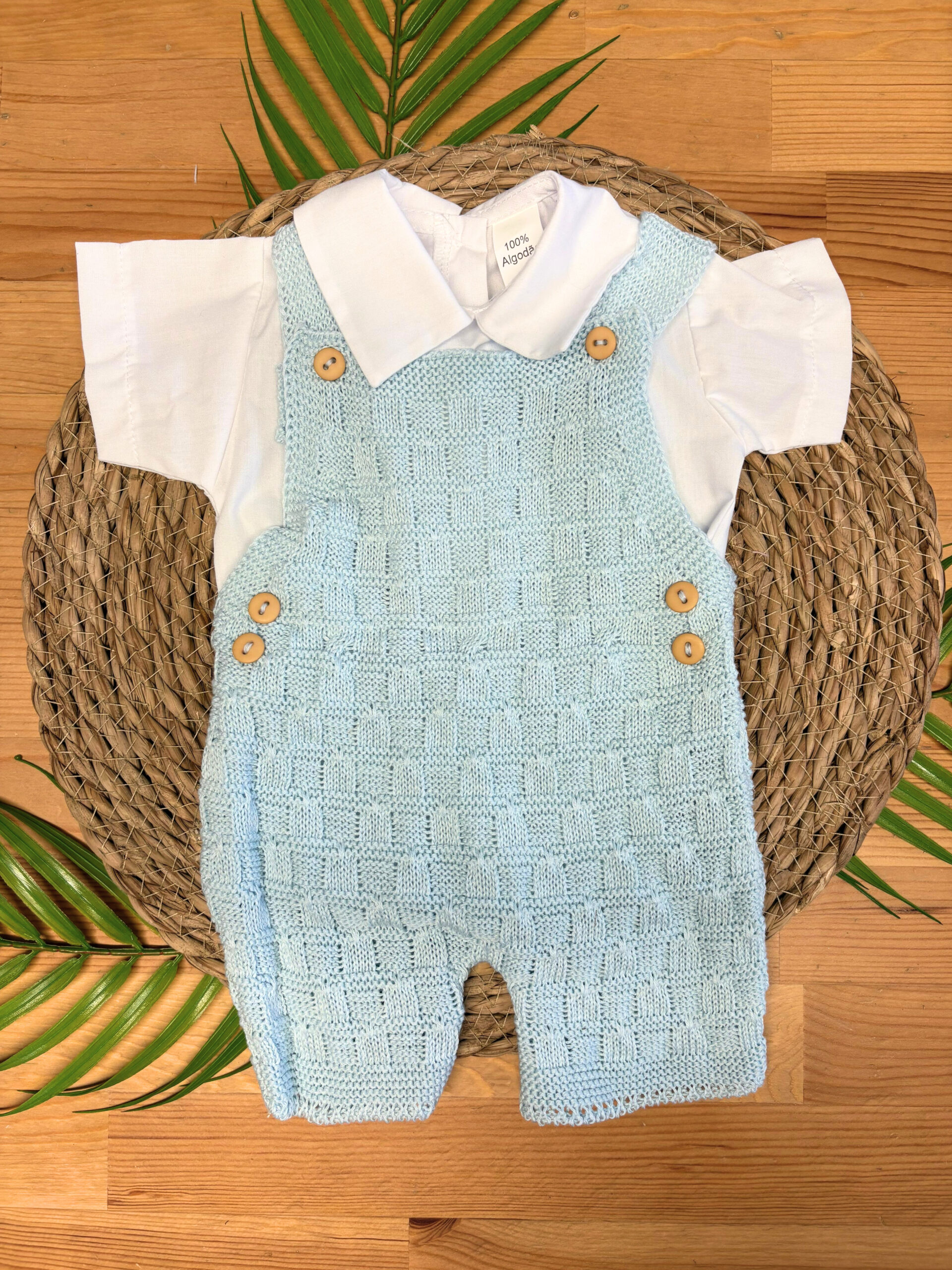 Jardineiras de Malha com Camisa